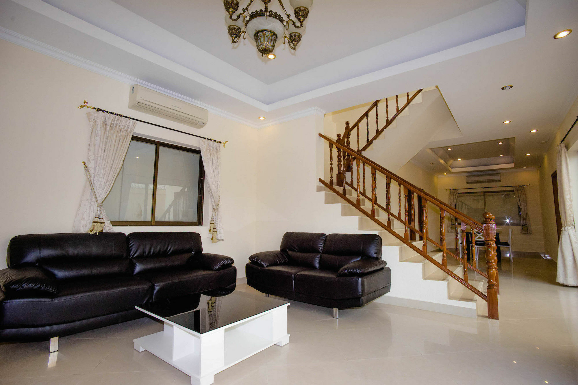 Pattaya Holiday Villas Bang Lamung Ngoại thất bức ảnh