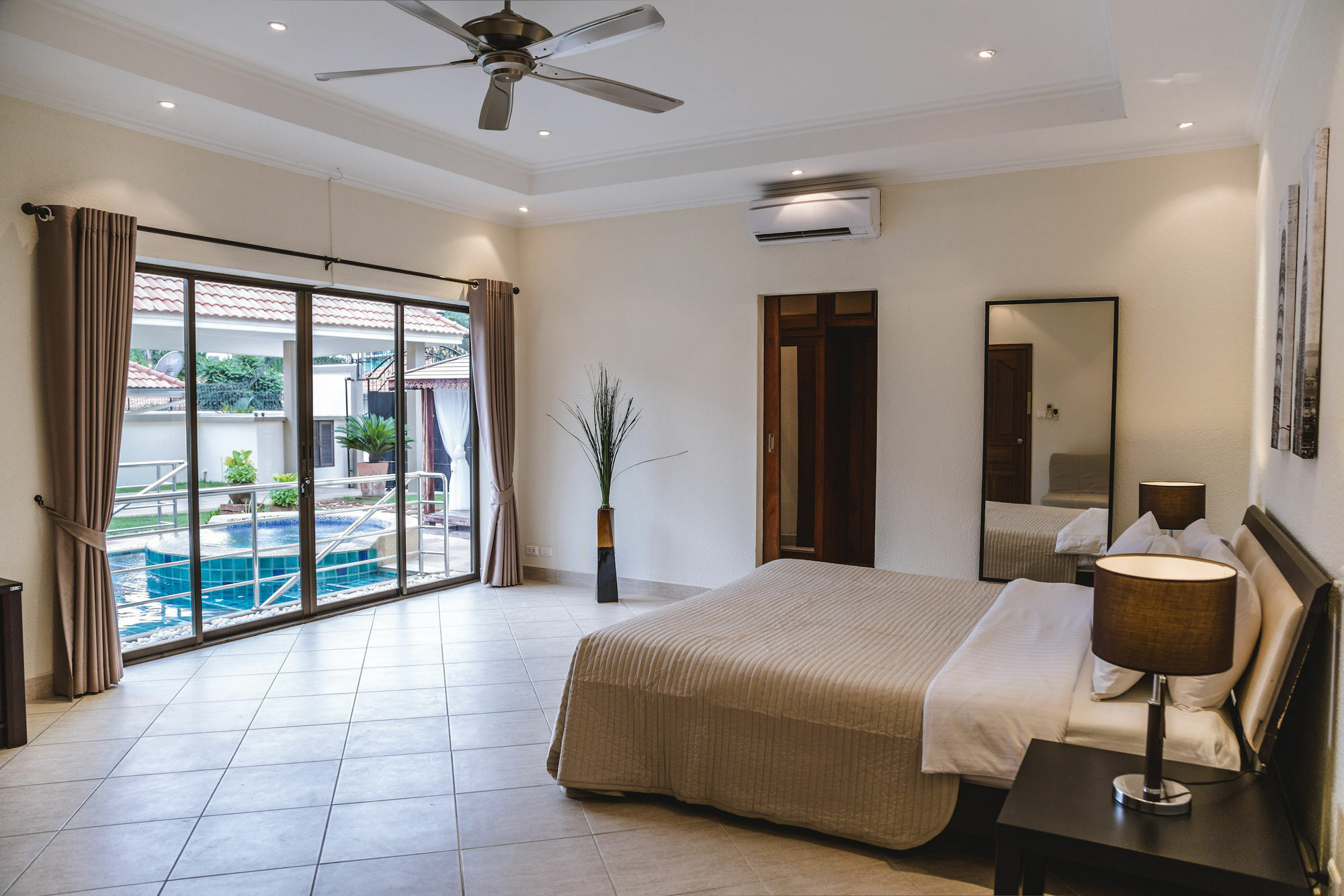 Pattaya Holiday Villas Bang Lamung Ngoại thất bức ảnh